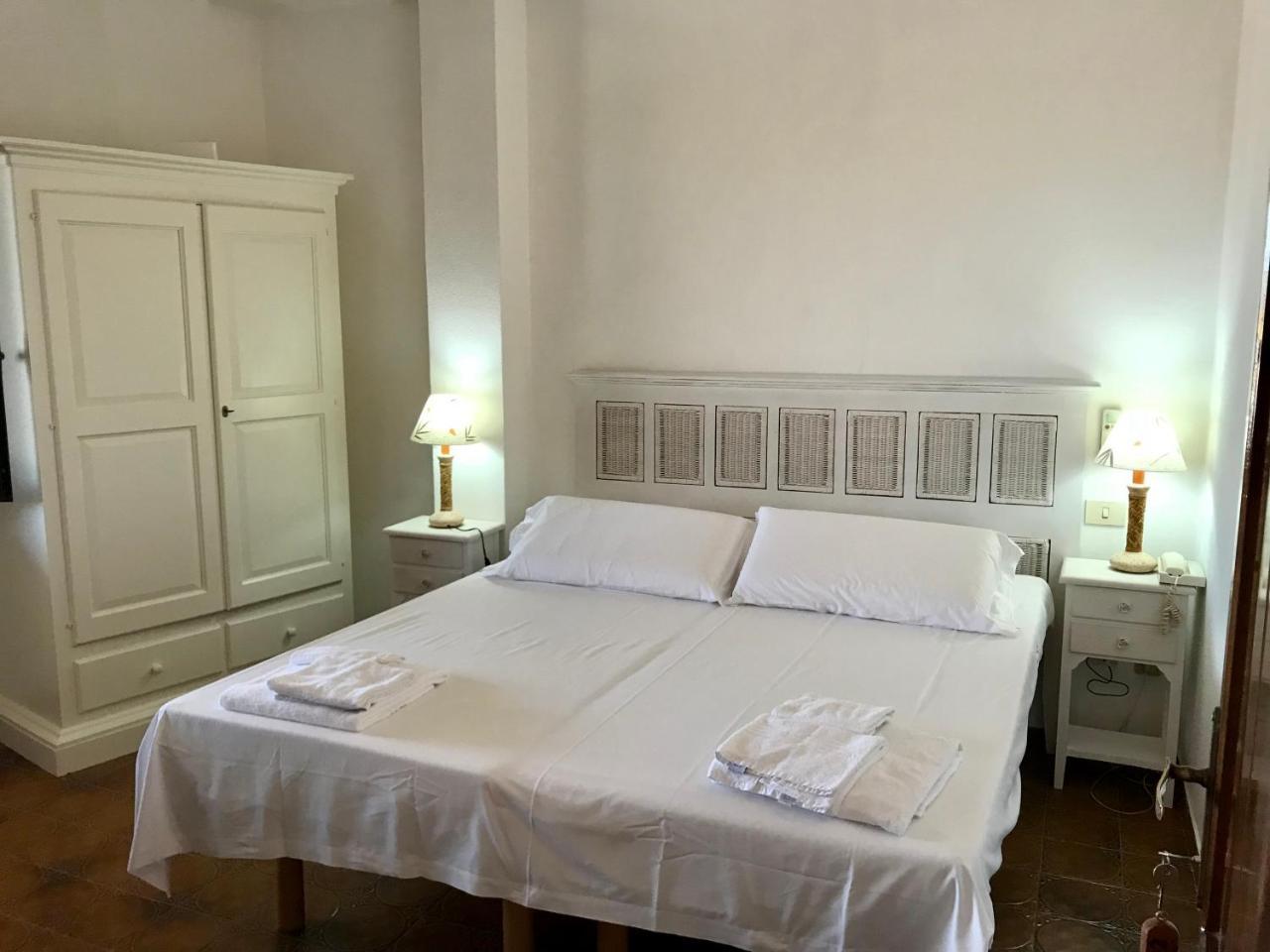 Hotel Su Meriagu Capitana Extérieur photo